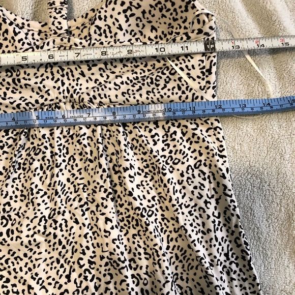 Animal print Guess Dress Mini Size Small - Picture 8 of 10